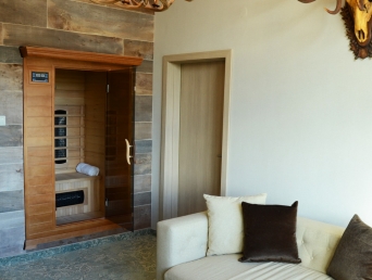 grand-hotel-murgavets-apartament-superior with bathtub 